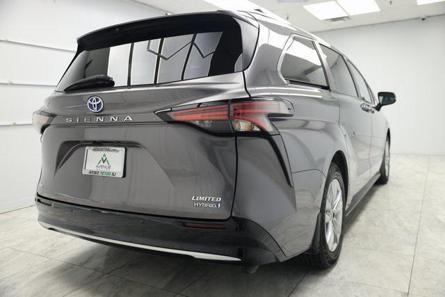 used 2022 Toyota Sienna car, priced at $46,995