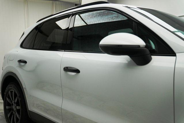 used 2022 Porsche Cayenne car, priced at $51,995