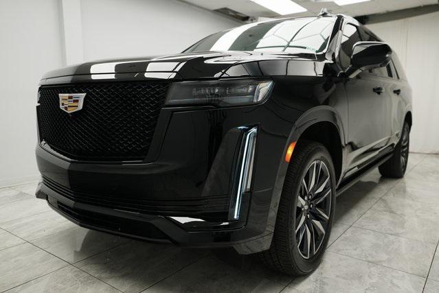 used 2023 Cadillac Escalade ESV car, priced at $85,900