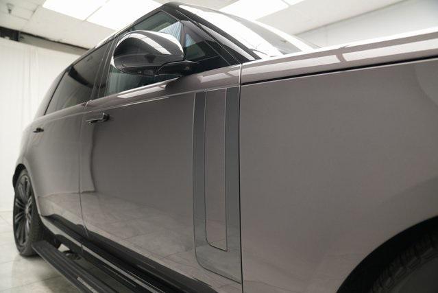 used 2022 Land Rover Range Rover car, priced at $79,900