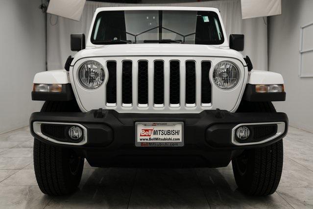 used 2022 Jeep Gladiator car, priced at $37,600