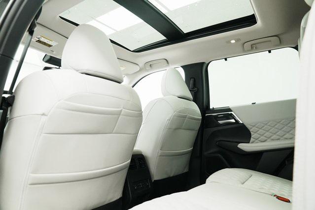 used 2025 Mitsubishi Outlander PHEV car, priced at $39,700