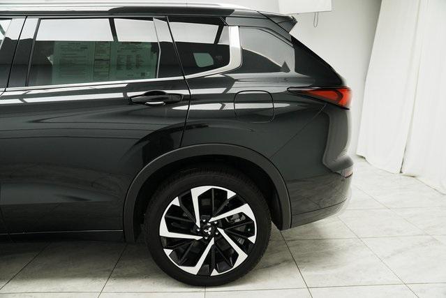 used 2025 Mitsubishi Outlander PHEV car, priced at $39,700
