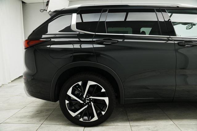 used 2025 Mitsubishi Outlander PHEV car, priced at $39,700