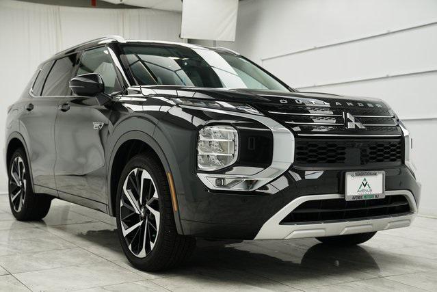 used 2025 Mitsubishi Outlander PHEV car, priced at $39,700