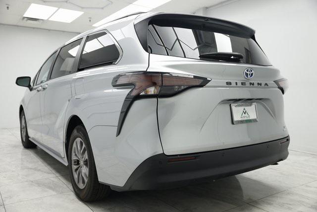 used 2023 Toyota Sienna car, priced at $43,900