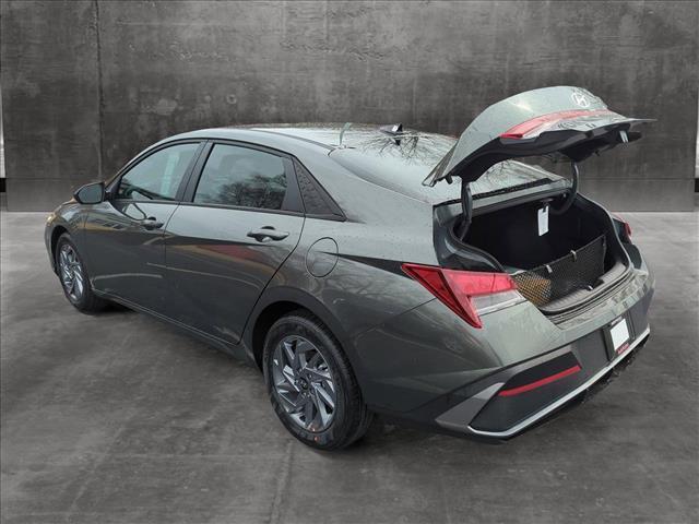 new 2024 Hyundai Elantra car, priced at $23,129
