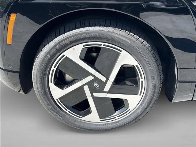 new 2026 Hyundai IONIQ 9 car, priced at $72,942