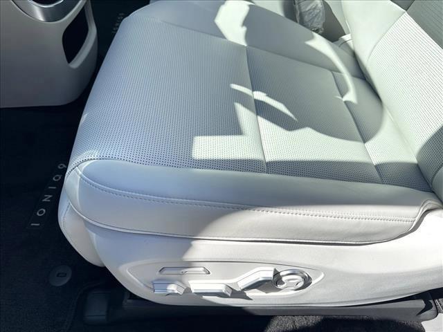 new 2026 Hyundai IONIQ 9 car, priced at $72,942