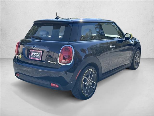 used 2021 MINI Hardtop car, priced at $18,498