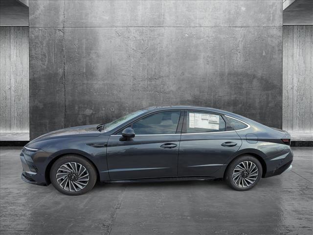 new 2025 Hyundai Sonata Hybrid car, priced at $32,089