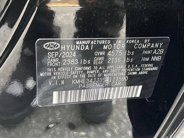 new 2025 Hyundai Sonata Hybrid car, priced at $32,089