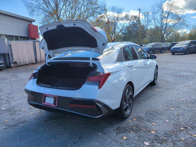 new 2025 Hyundai Elantra car, priced at $31,525