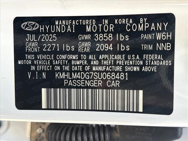 new 2025 Hyundai Elantra car, priced at $23,398