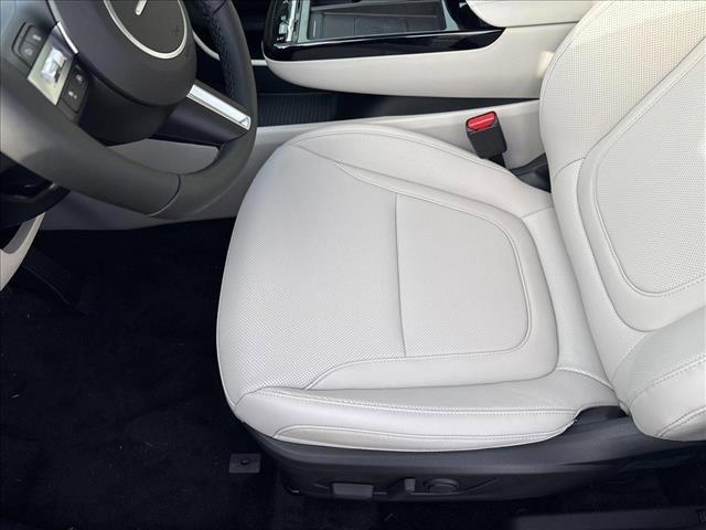 new 2025 Hyundai TUCSON Hybrid car, priced at $37,589
