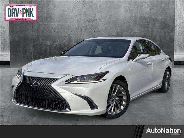 used 2019 Lexus ES 300h car, priced at $27,997