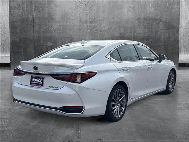 used 2019 Lexus ES 300h car, priced at $27,997