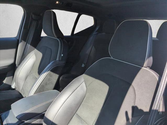 used 2022 Volvo XC40 car, priced at $27,989