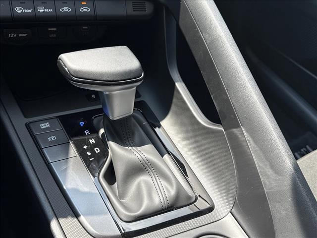 new 2025 Hyundai Elantra car, priced at $23,298