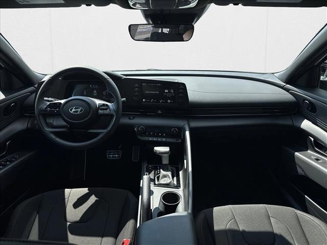 new 2025 Hyundai Elantra car, priced at $23,298