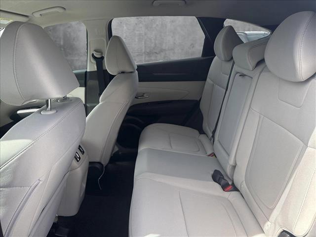 new 2025 Hyundai TUCSON Hybrid car, priced at $34,629