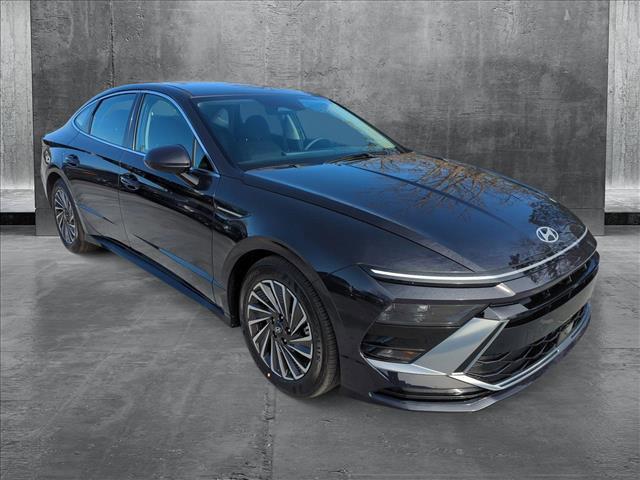 new 2025 Hyundai Sonata Hybrid car, priced at $32,089