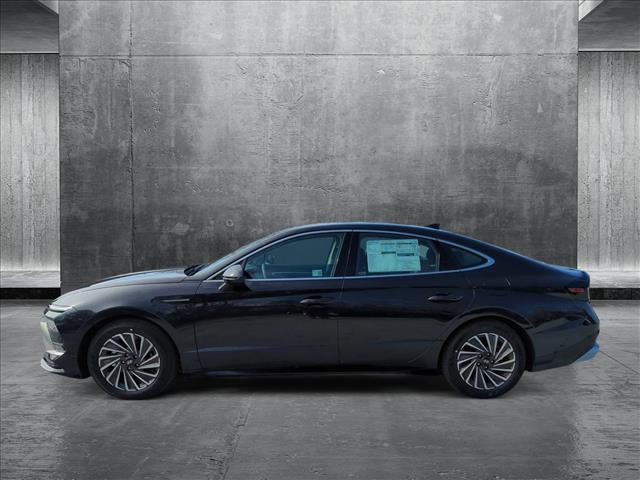 new 2025 Hyundai Sonata Hybrid car, priced at $32,089