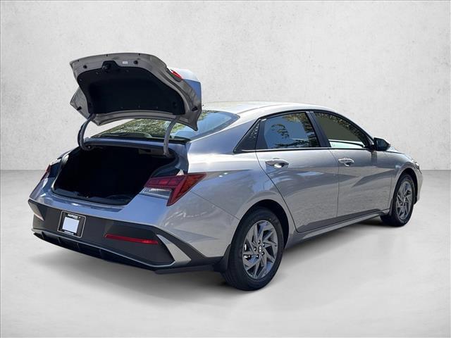 new 2026 Hyundai ELANTRA HEV car, priced at $27,320