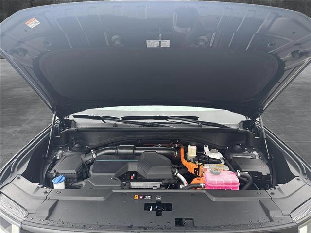 new 2025 Hyundai Santa Fe car, priced at $40,184