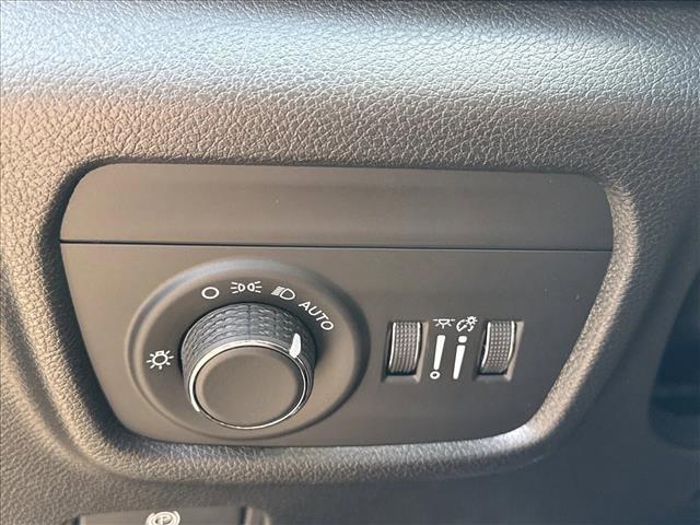 used 2025 Jeep Grand Cherokee L car, priced at $31,989