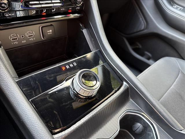 used 2025 Jeep Grand Cherokee L car, priced at $31,989