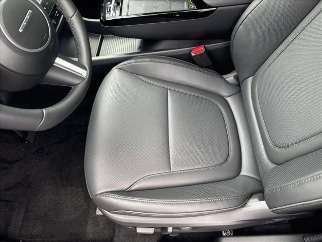 new 2025 Hyundai TUCSON Hybrid car, priced at $42,493