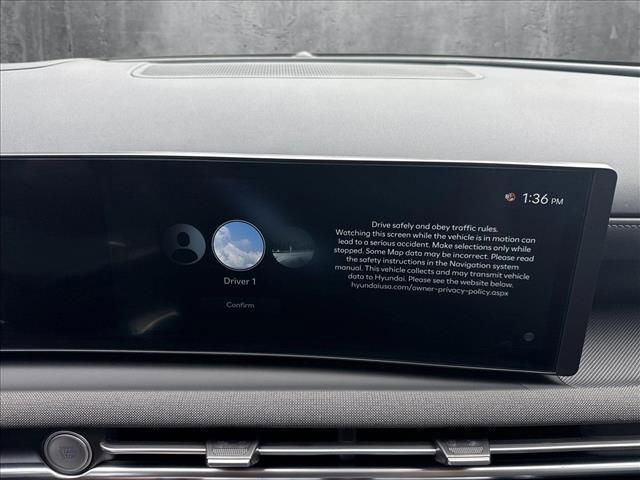 new 2025 Hyundai TUCSON Hybrid car, priced at $42,493