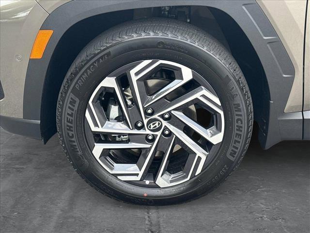 new 2025 Hyundai TUCSON Hybrid car, priced at $42,493
