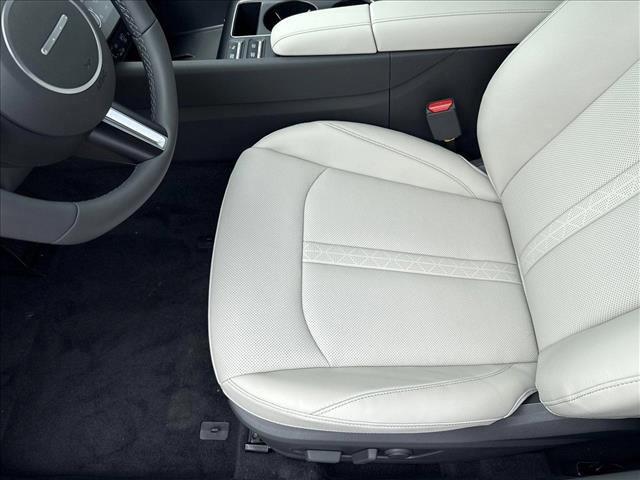 new 2025 Hyundai Sonata Hybrid car, priced at $38,714