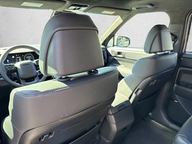 new 2026 Hyundai SANTA FE HEV car, priced at $52,700