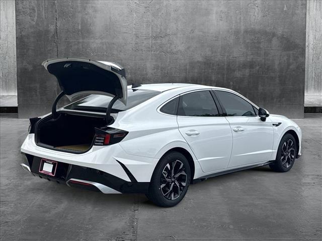 new 2025 Hyundai Sonata car, priced at $29,279