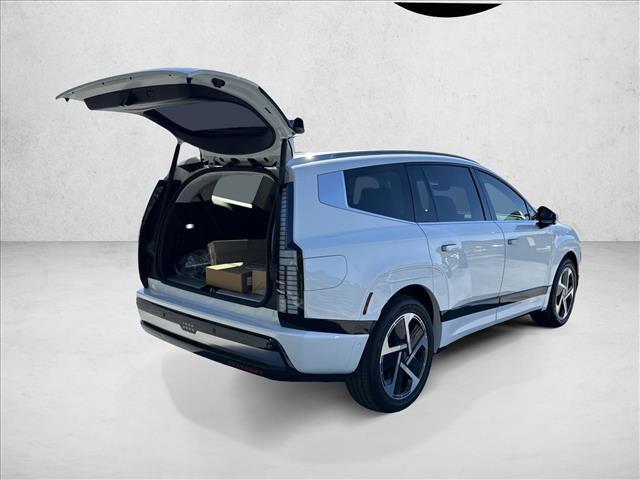 new 2026 Hyundai IONIQ 9 car, priced at $78,185