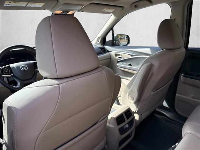 used 2022 Honda Pilot car, priced at $28,498