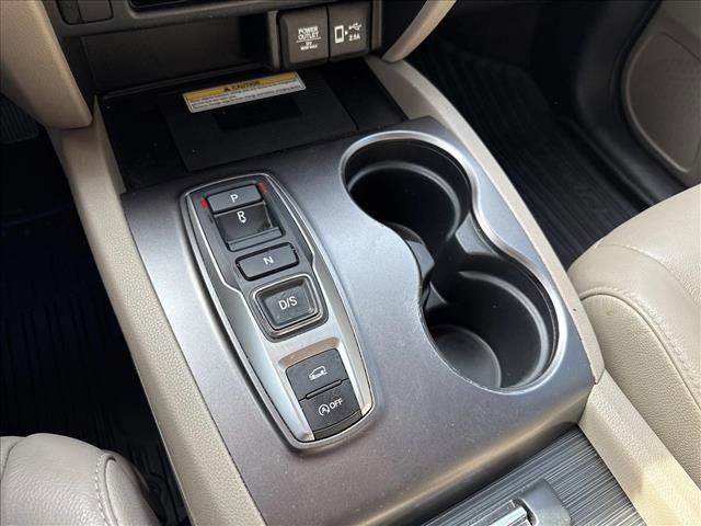 used 2022 Honda Pilot car, priced at $28,498