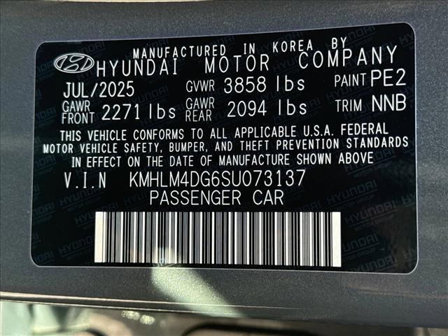 new 2025 Hyundai Elantra car, priced at $24,428