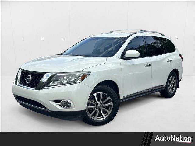 used 2016 Nissan Pathfinder car, priced at $12,989