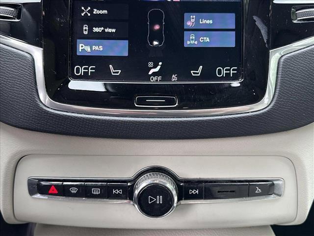 used 2022 Volvo XC90 car, priced at $32,789