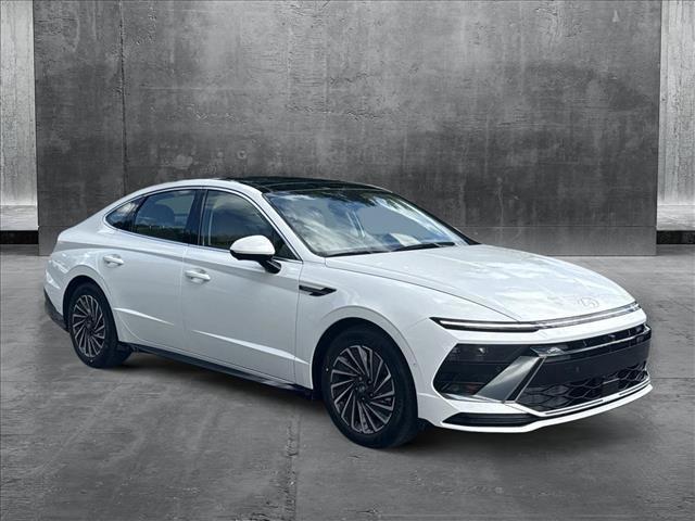 new 2025 Hyundai Sonata Hybrid car, priced at $39,239