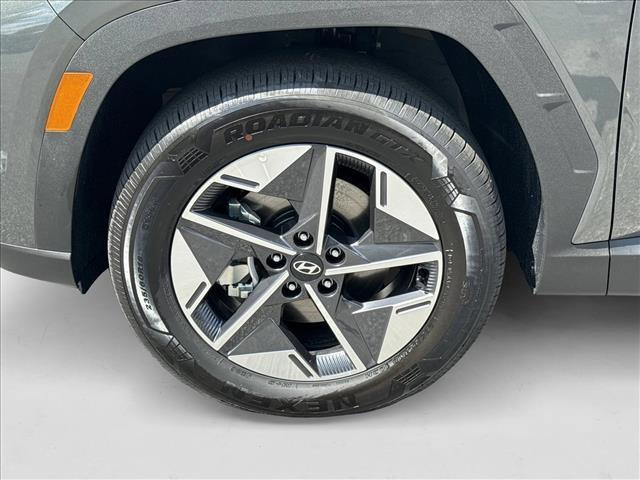 new 2025 Hyundai TUCSON Hybrid car, priced at $37,498