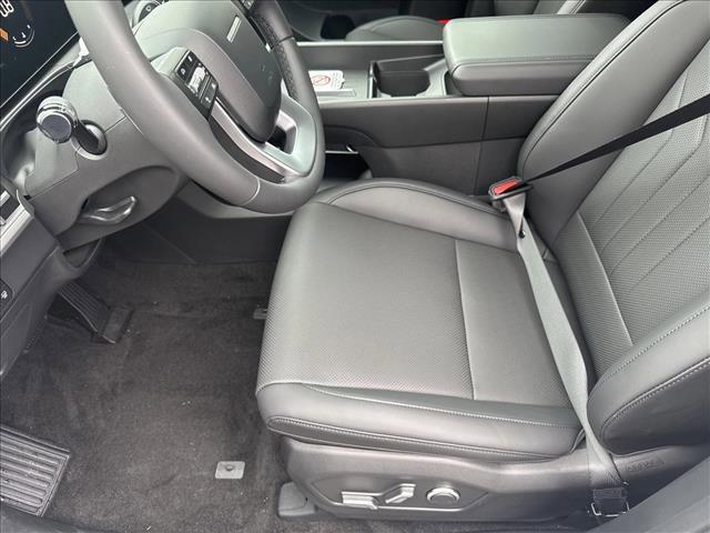 used 2025 Hyundai Santa Fe car, priced at $35,500