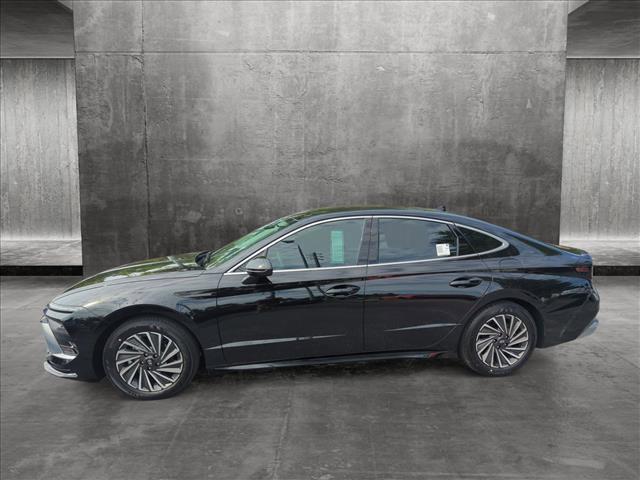 new 2024 Hyundai Sonata Hybrid car, priced at $28,999