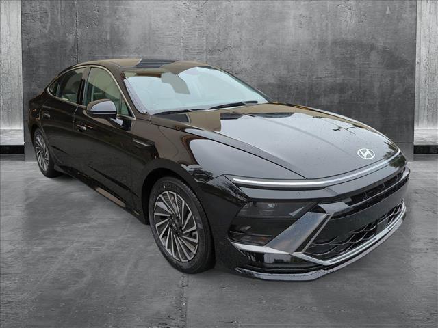 new 2025 Hyundai Sonata Hybrid car, priced at $32,640