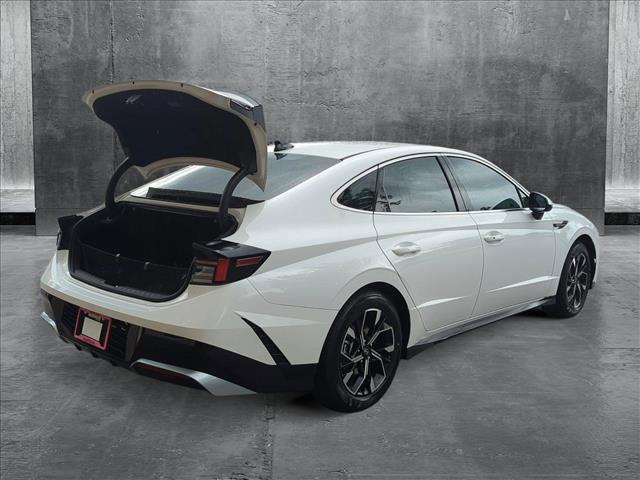 new 2025 Hyundai Sonata car, priced at $29,429
