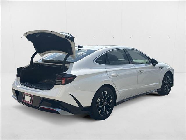 new 2025 Hyundai Sonata car, priced at $27,699